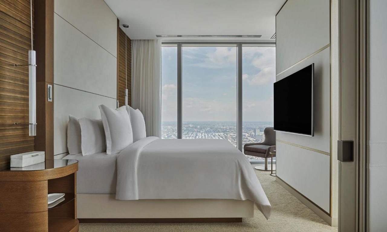 Four Seasons Hotel Philadelphia At Comcast Center Екстериор снимка